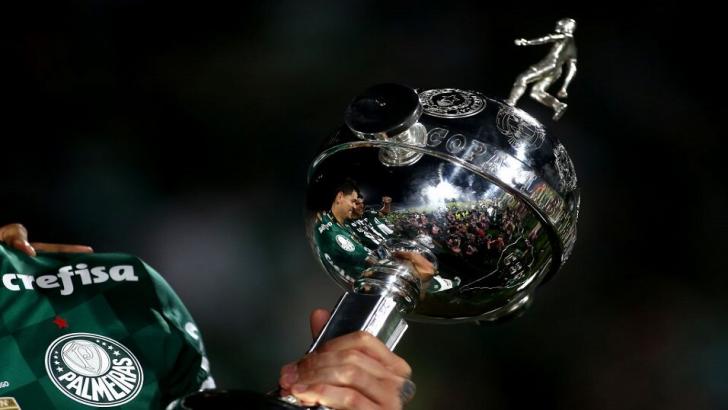 The Copa Libertadores trophy